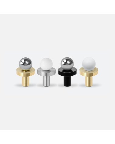Botão de móvel em latão POLA WHITE puxador design alinhado horizontalmente
