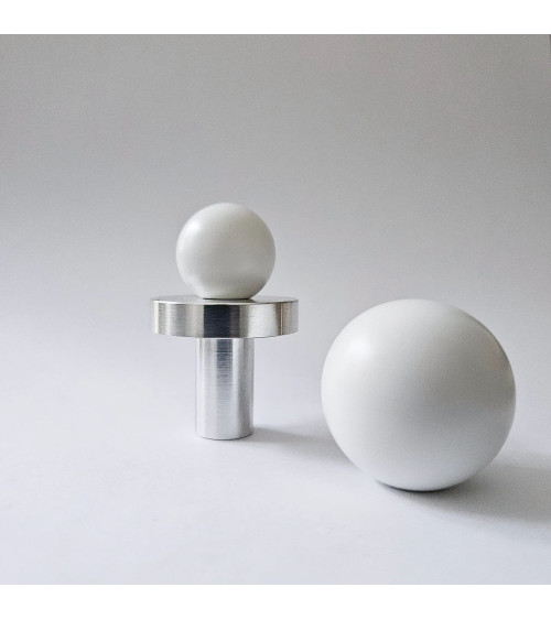 Botão de móvel branco ODETE puxador design