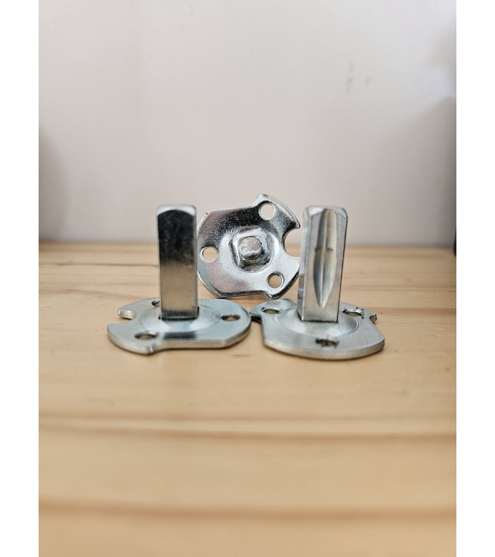 Platine perfurada de fixação com espigo quadrado para puxador de porta