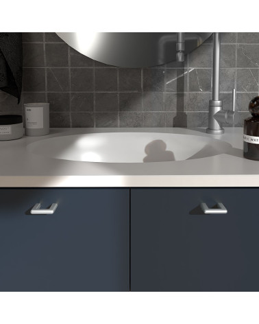 Puxador de móvel cromo acetinado NOX puxador design montado num móvel de casa de banho
