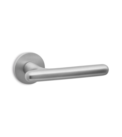Puxador de porta cromado acetinado Ento Contact