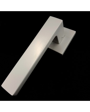 Puxador de porta cor branca WARNA puxador design vista inclinada