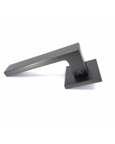 Puxador de porta cor cano de espingarda WARNA puxador design vista de perfil