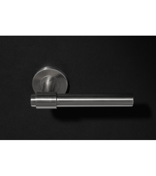 Puxador de porta IRATY inox escovado mate, Grau 3 uso intensivo