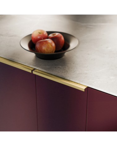 Puxador de móvel anodizado dourado VERA puxador design montado num móvel